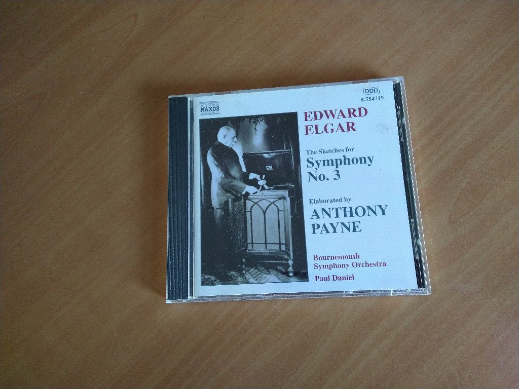CD Edward Elgar. The Sketches for Symphony No. 3, Ophalen of Verzenden, Modernisme tot heden, Zo goed als nieuw, Orkest of Ballet