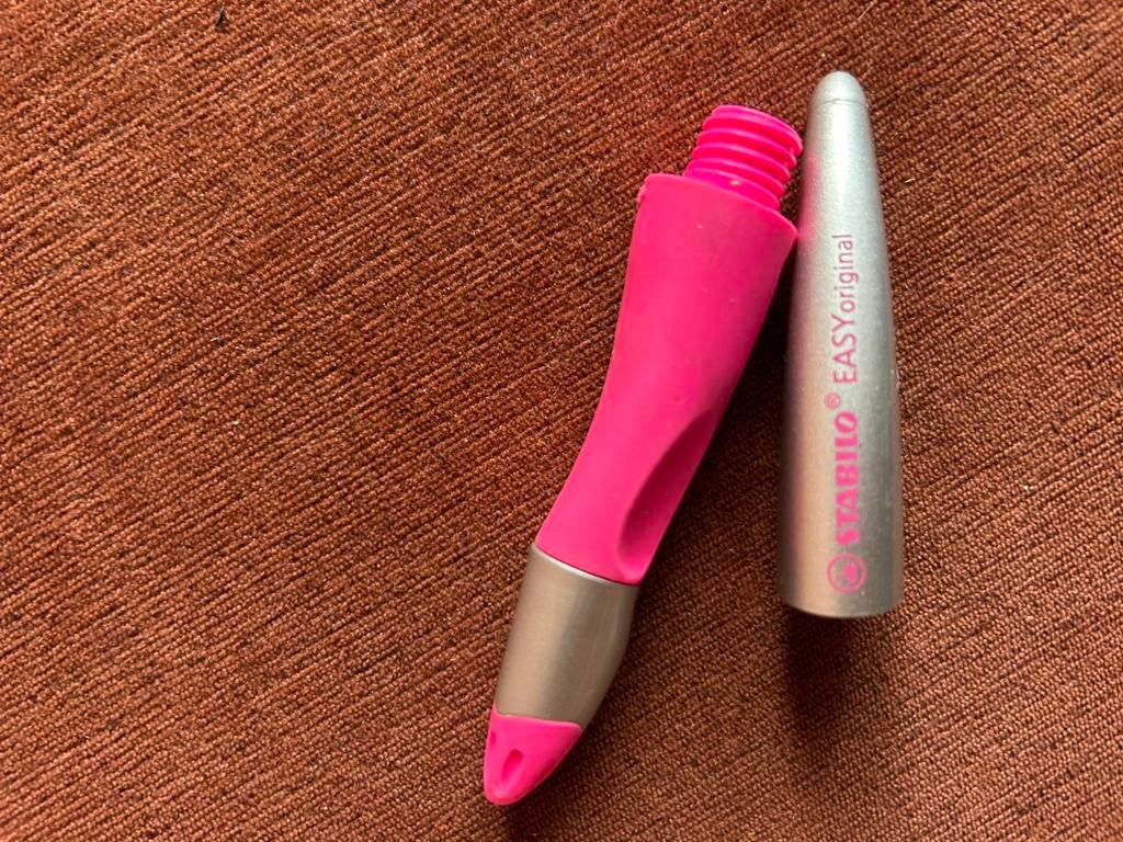 Stabilo leren schrijven pen Easy original roze rechtshandig, Ophalen of Verzenden, Gebruikt