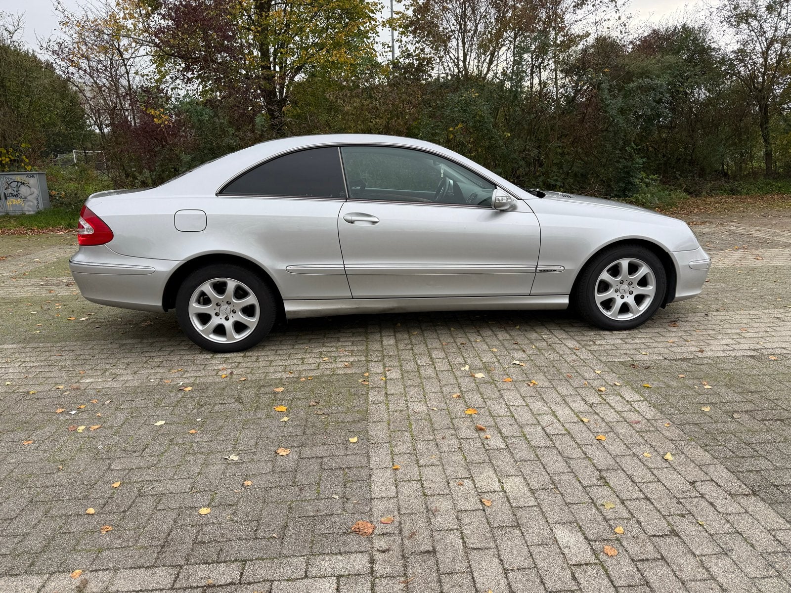 Mercedes-Benz CLK 1.8 Clk200 Kompr Coupe AUT 2004 Grijs, Auto's, Automaat, Achterwielaandrijving, 4 cilinders, 4 stoelen