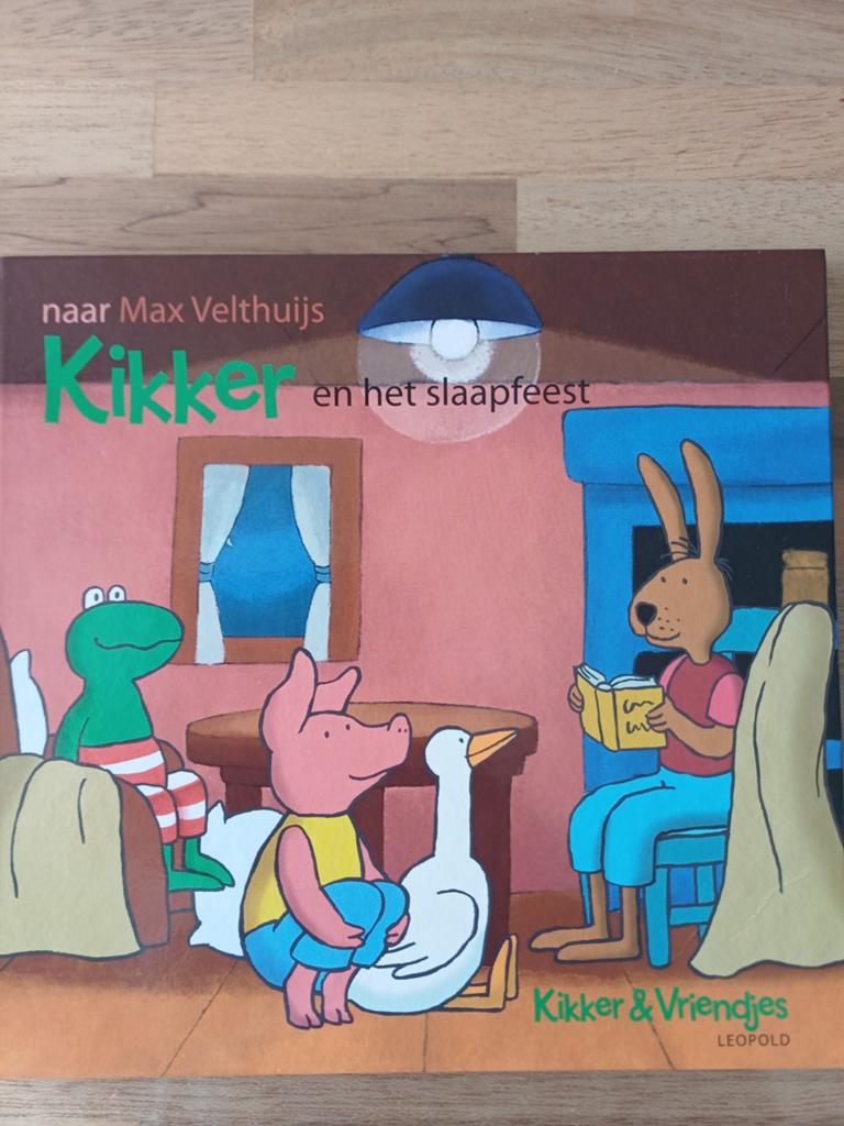 MAX Velthuijs. KIKKER en het Slaapfeest. HAGELNIEUW., Ophalen of Verzenden, Nieuw, Max Velthuijs, Fictie algemeen