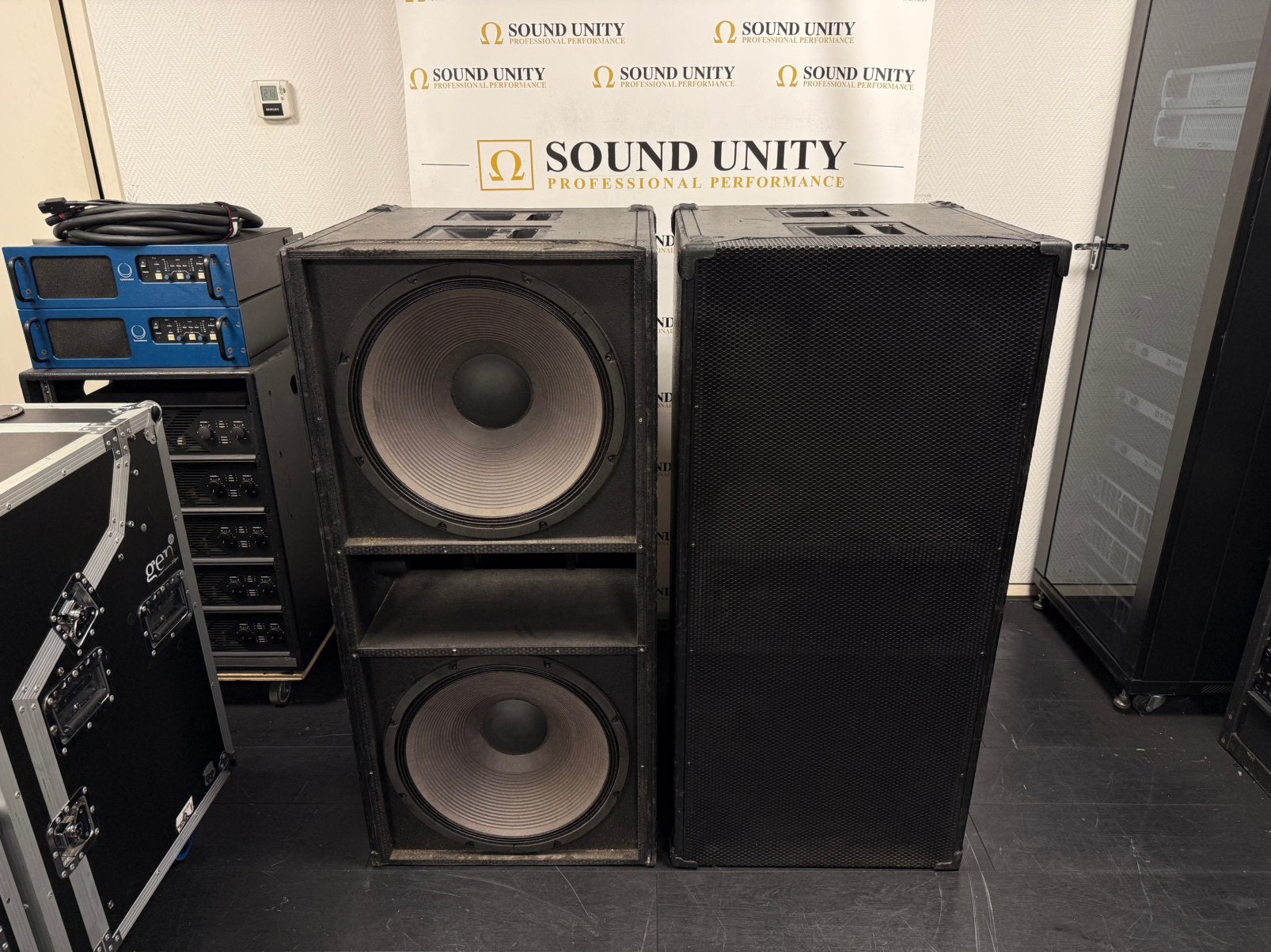 DUBBEL 18”-INCH SUBS (2000-watts), Ophalen, Zo goed als nieuw, Subwoofer, Overige merken