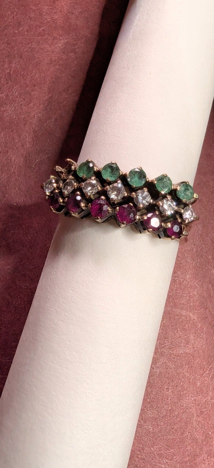 14kt Gouden ring met smaragd, robijn en diamant, Gebruikt, Ophalen of Verzenden, 17 tot 18, Dame of Heer