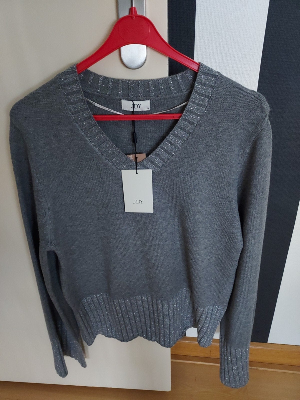JDY trui met V-hals en glitterdetails, maat M, Maat 38/40 (M), Nieuw, Ophalen of Verzenden, Grijs
