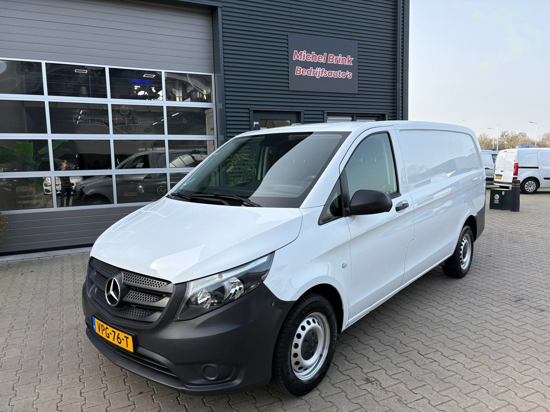 Mercedes-Benz Vito 111 CDI Lang Business Professional Plus, Auto's, Voorwielaandrijving, Dealer onderhouden, Stof, Gebruikt