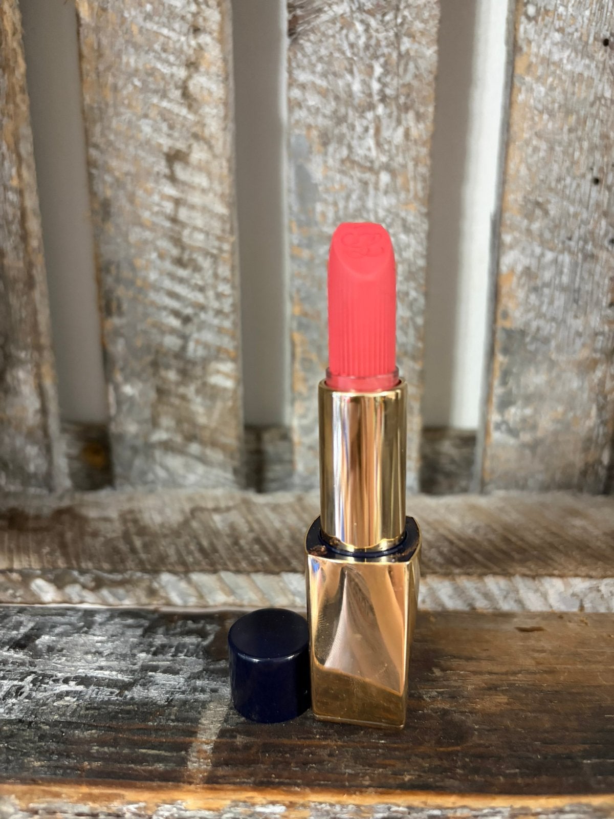 Estee Lauder Matte Lipstick 600 Visionary, Ophalen of Verzenden, Nieuw, Roze, Lippen