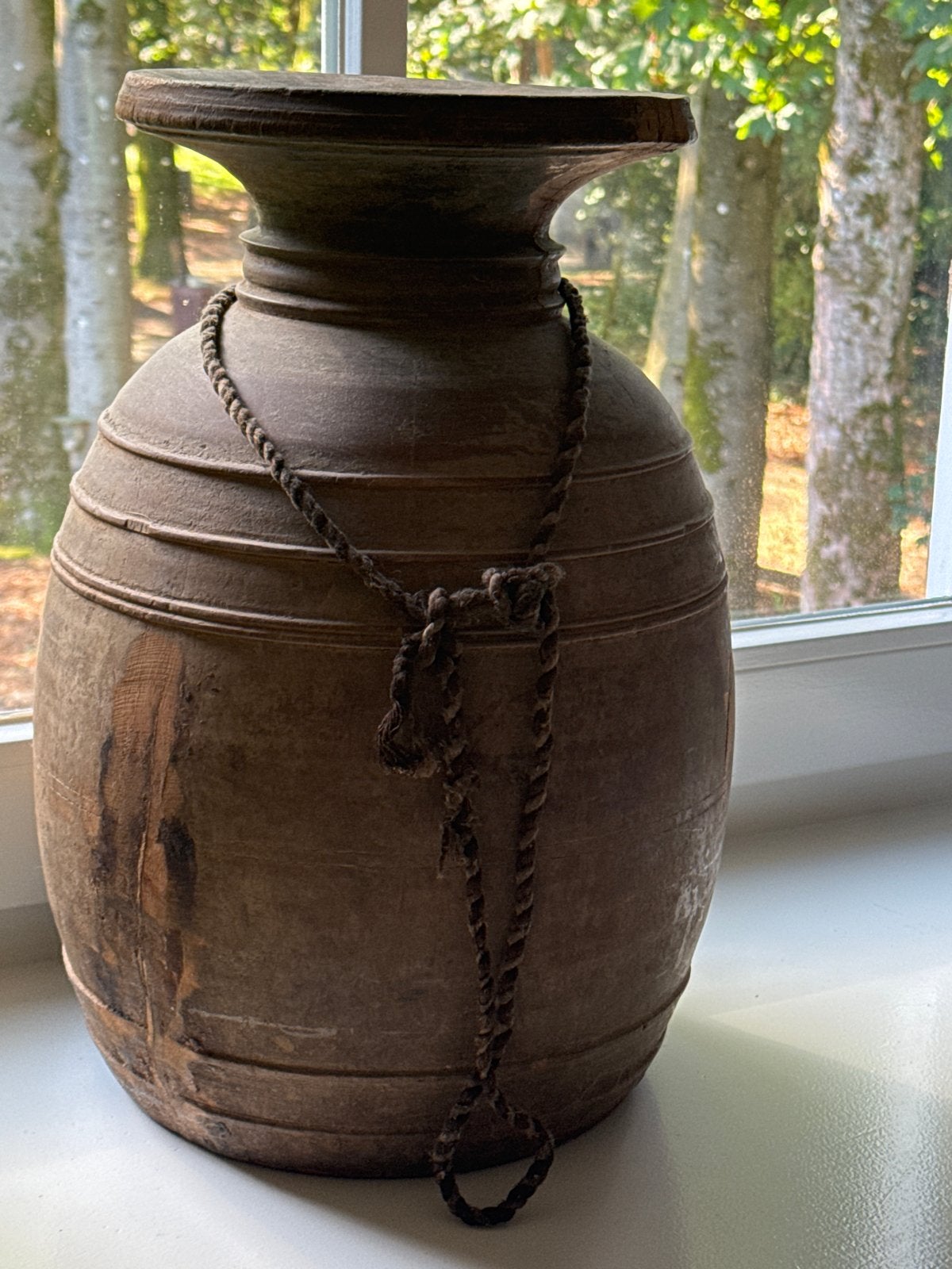 Antieke houten kruik met touwdecoratie, Gebruikt, Bruin, Ophalen of Verzenden, 46 cm
