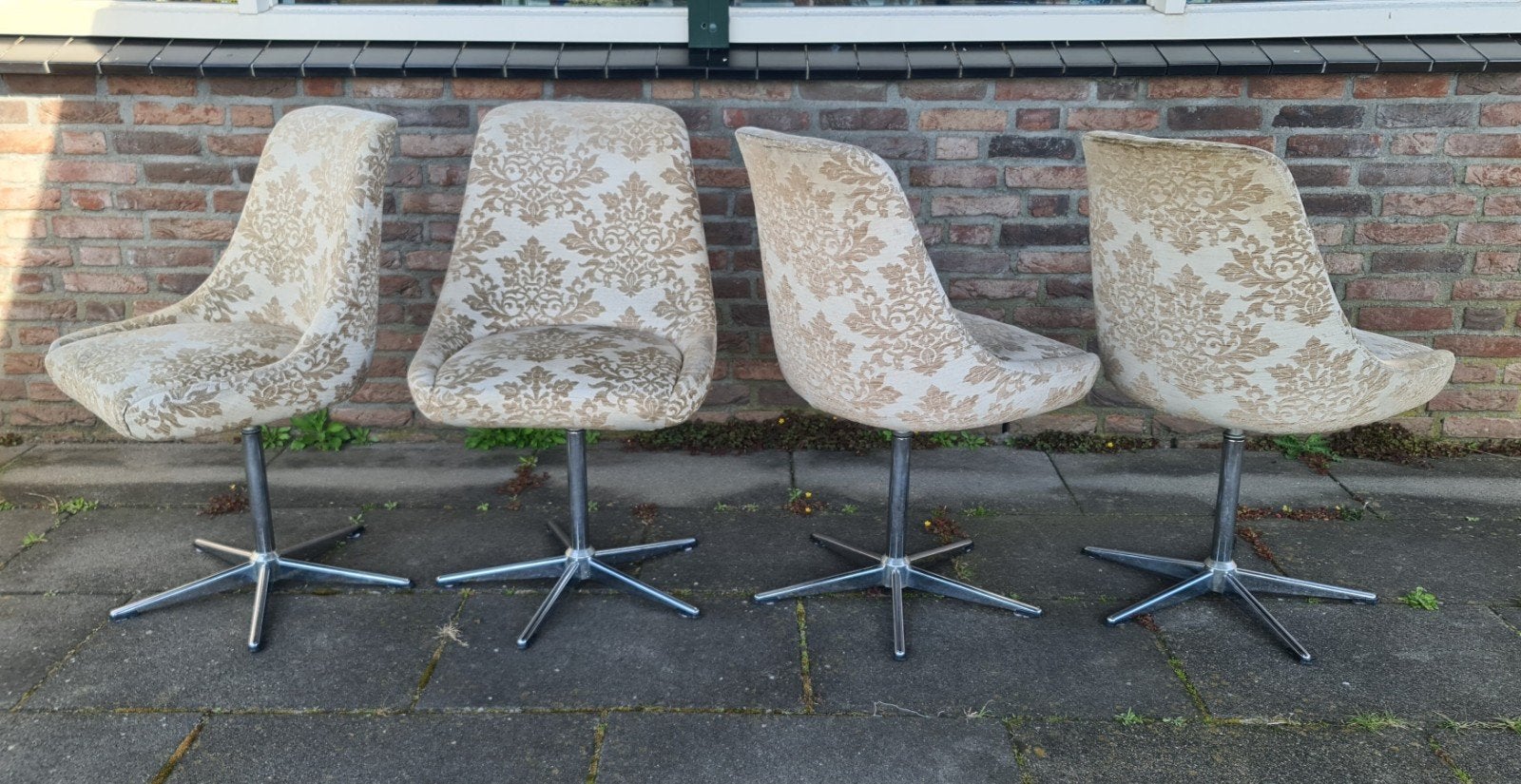 4 draai eetkamerstoelen met stervoet Mobitec, Huis en Inrichting, Ophalen, Gebruikt, Overige kleuren, Metaal