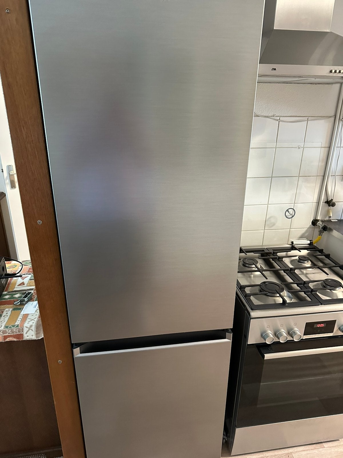 Samsung koelkast Rvs met vriezer, Witgoed en Apparatuur, Koelkasten en IJskasten, Ophalen, 200 liter of meer, Met aparte vriezer