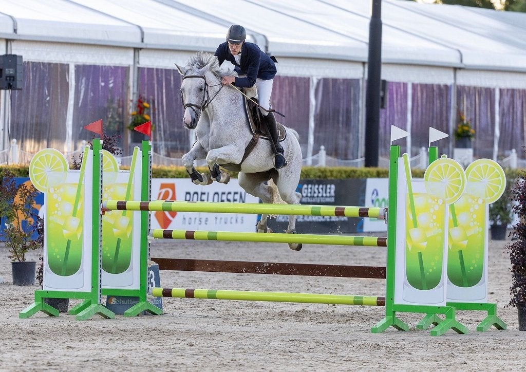 Fokmerrie van Clarimo 1 zoon 1m40 DRAGEND van * Ecclestone *, Merrie, Springpaard, Met stamboom, Onbeleerd