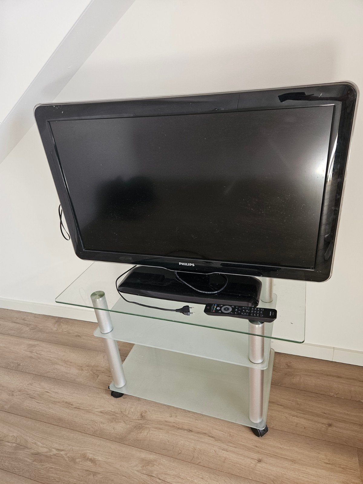 Philips TV 37" + glazen TV meubel, gratis afhalen, Ophalen, Philips, Gebruikt, 50 Hz