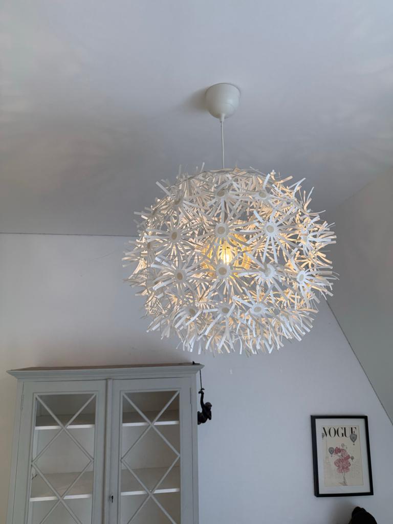 IKEA Maskros hanglamp / Paardenbloem lamp, Ophalen of Verzenden, Zo goed als nieuw, Kunststof, 50 tot 75 cm