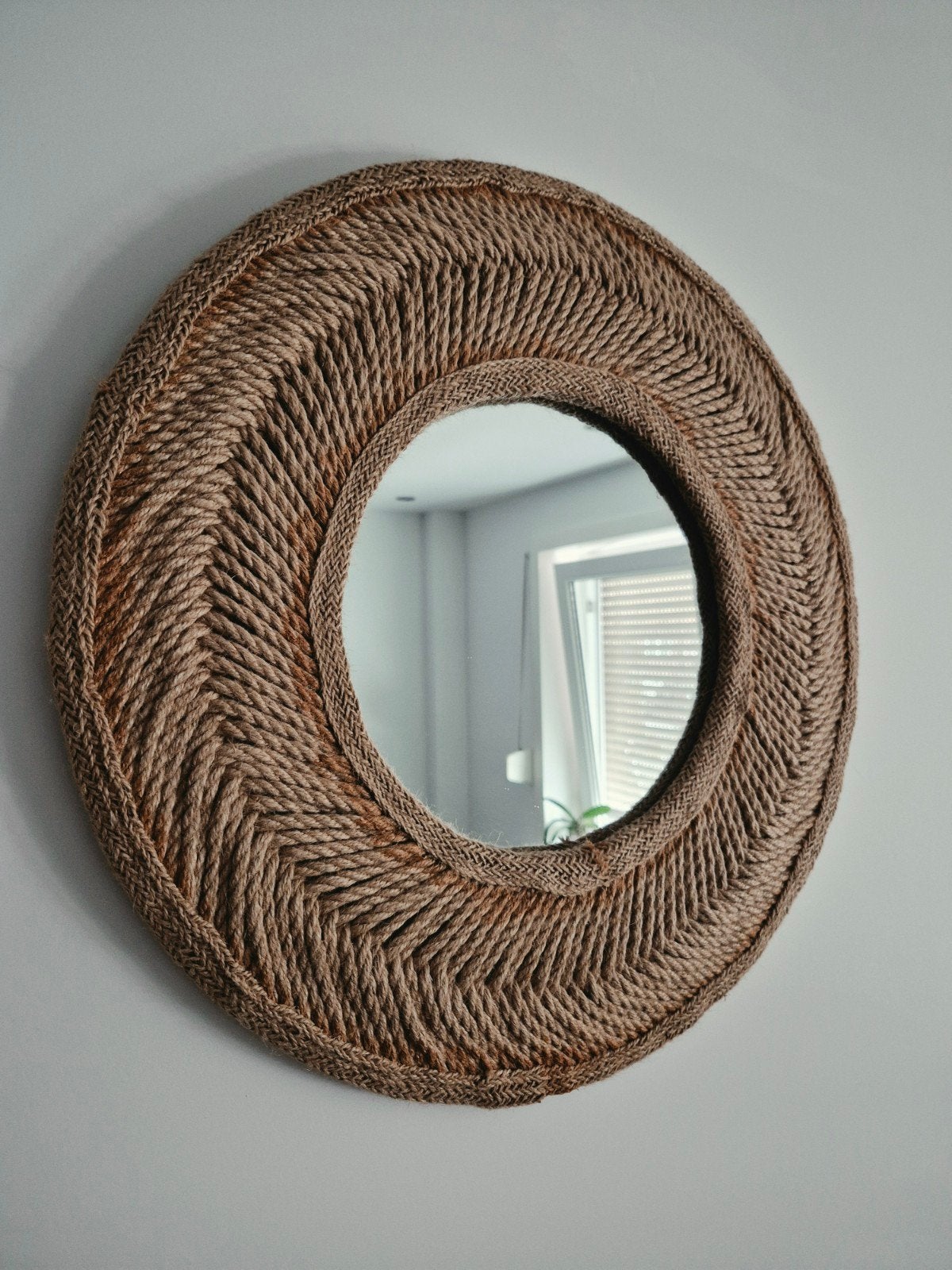 Boho Round Wall Mirror with Handwoven Rope Frame – 50 cm – E, Rond, Ophalen of Verzenden, Zo goed als nieuw, Minder dan 100 cm