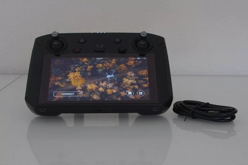 DJI RM500 Smart controller, Ophalen of Verzenden, Zo goed als nieuw, Professionele drone, DJI