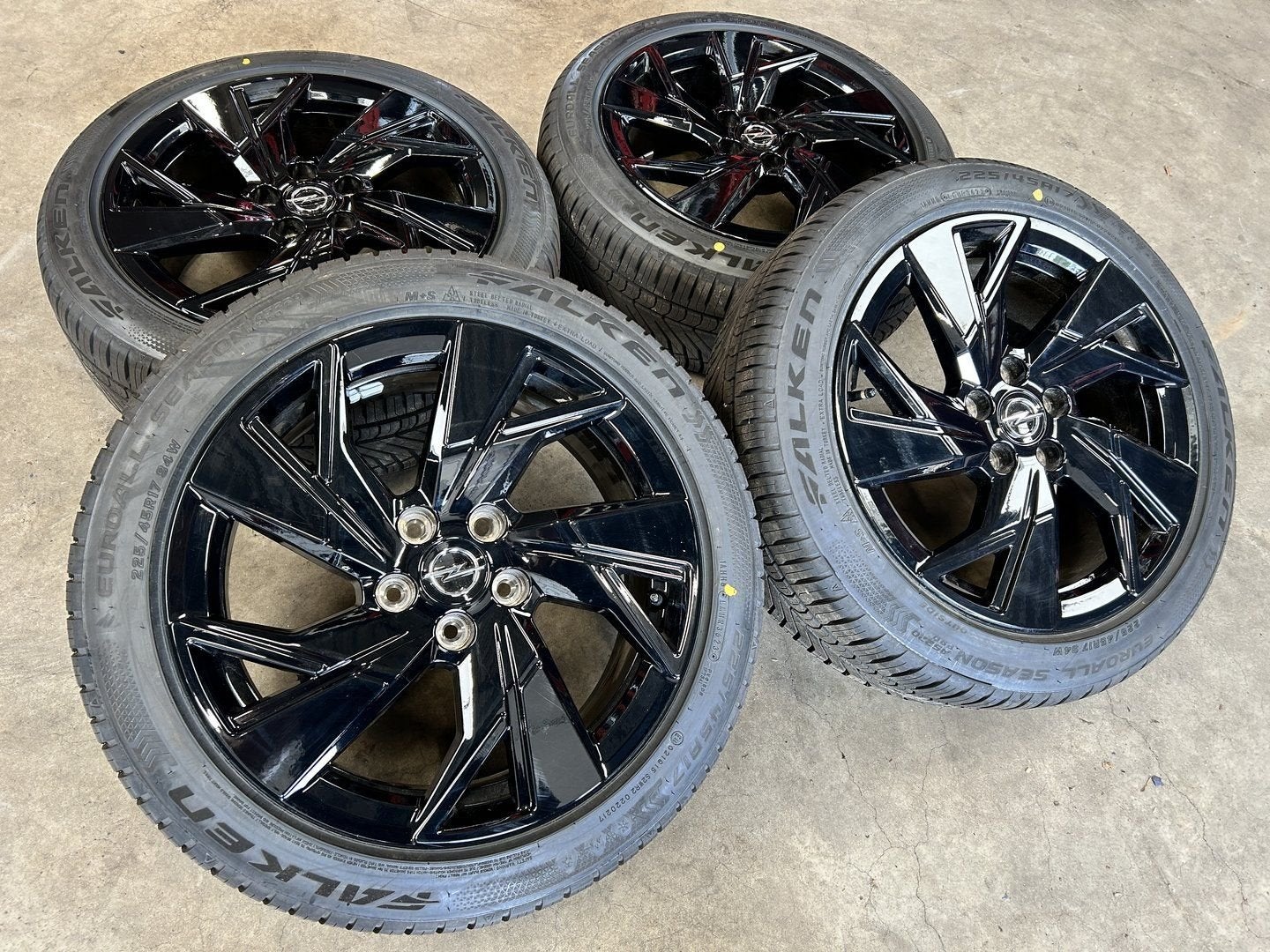 17 inch originele velgen + all season banden Opel Astra L, Gebruikt, -, -, Banden en Velgen