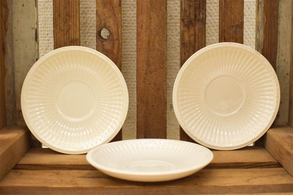 11 stuks wedgwood schoteltjes kopje en servetringen 50922, Gebruikt, Ophalen of Verzenden, Bord(en), Wedgwood