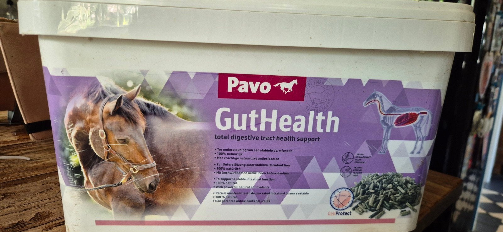 Pavo Guthealth - 2/3e vol, Ophalen