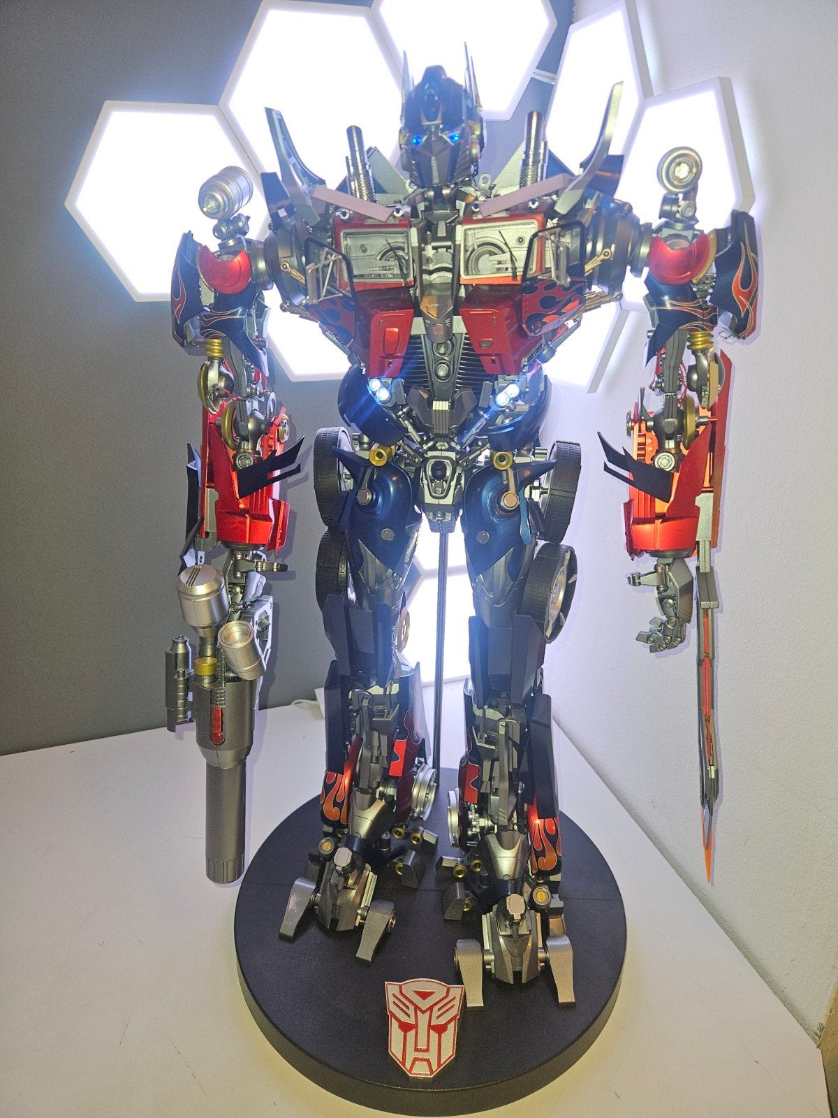 Fanhom Optimus Prime 60cm - Beweegbaar & LED-verlichting, Overige generaties, Ophalen, Autobots
