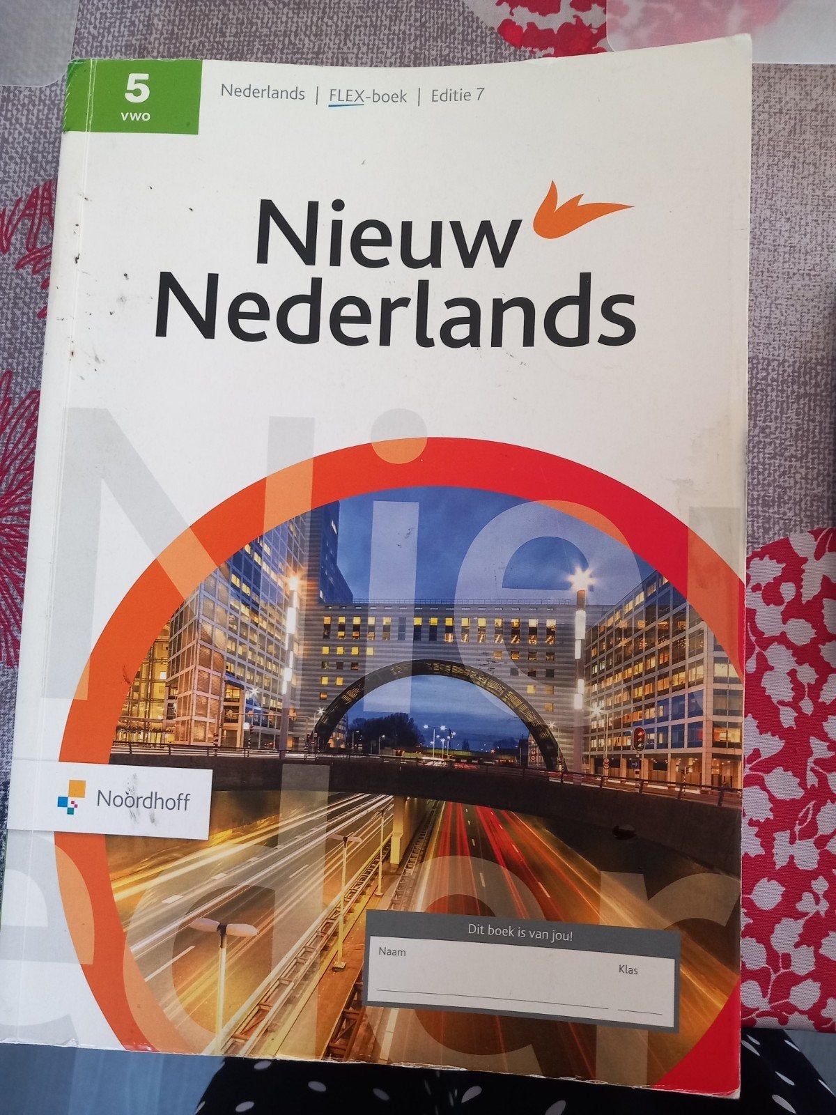 Nieuw Nederlands 5 VWO, Computers en Software, Ontwerp- en Bewerkingssoftware, Ophalen of Verzenden, Nieuw