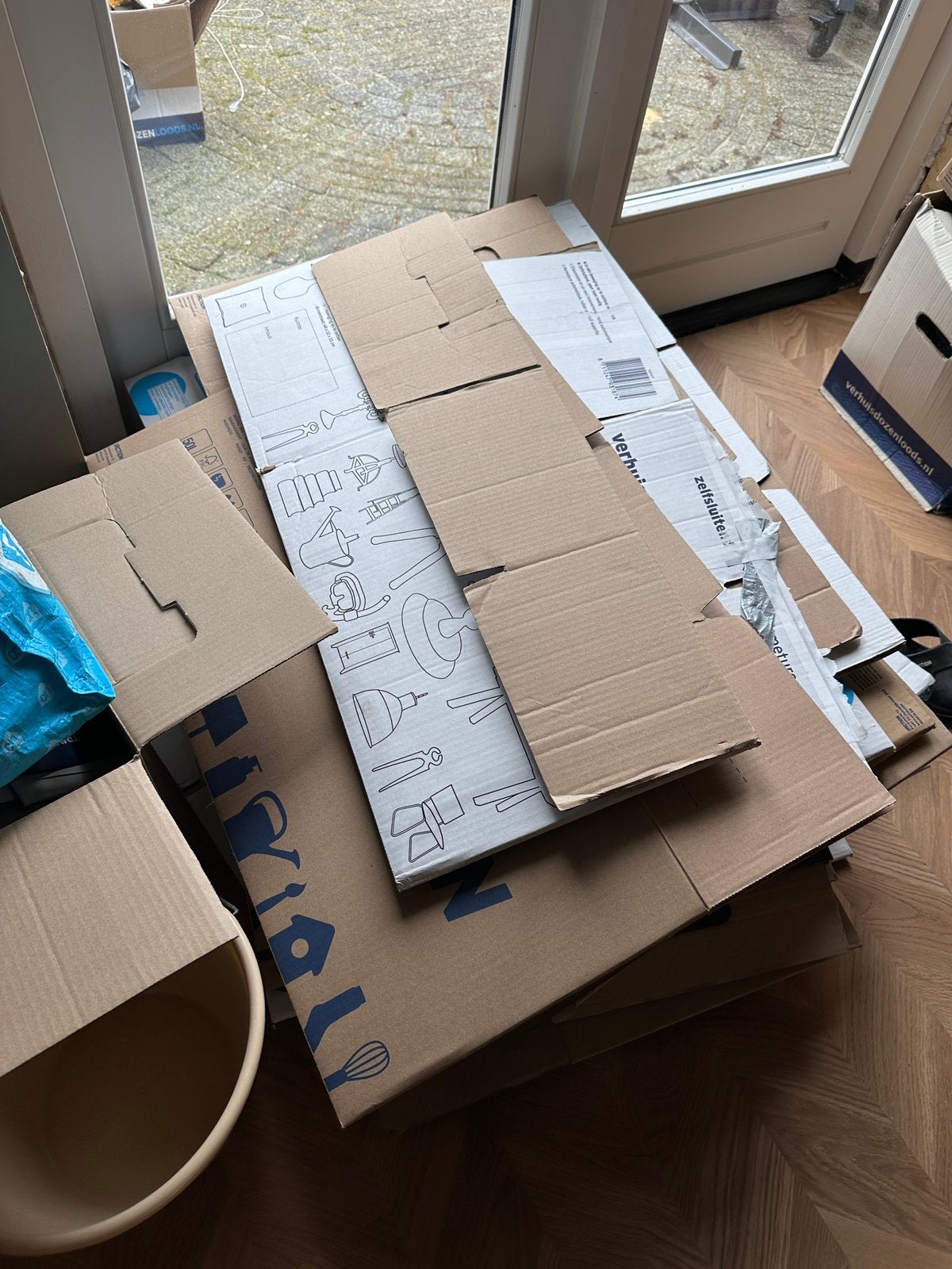 Verhuisdozen, Ophalen, Doos, 50 tot 75 cm, Zo goed als nieuw
