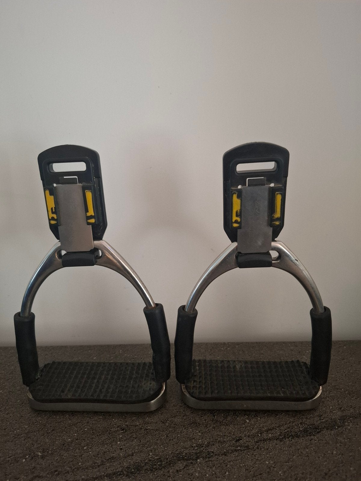 Flexibele beugels 12 cm met Swiss clips, Gebruikt, Ophalen of Verzenden, Swiss, Swiss