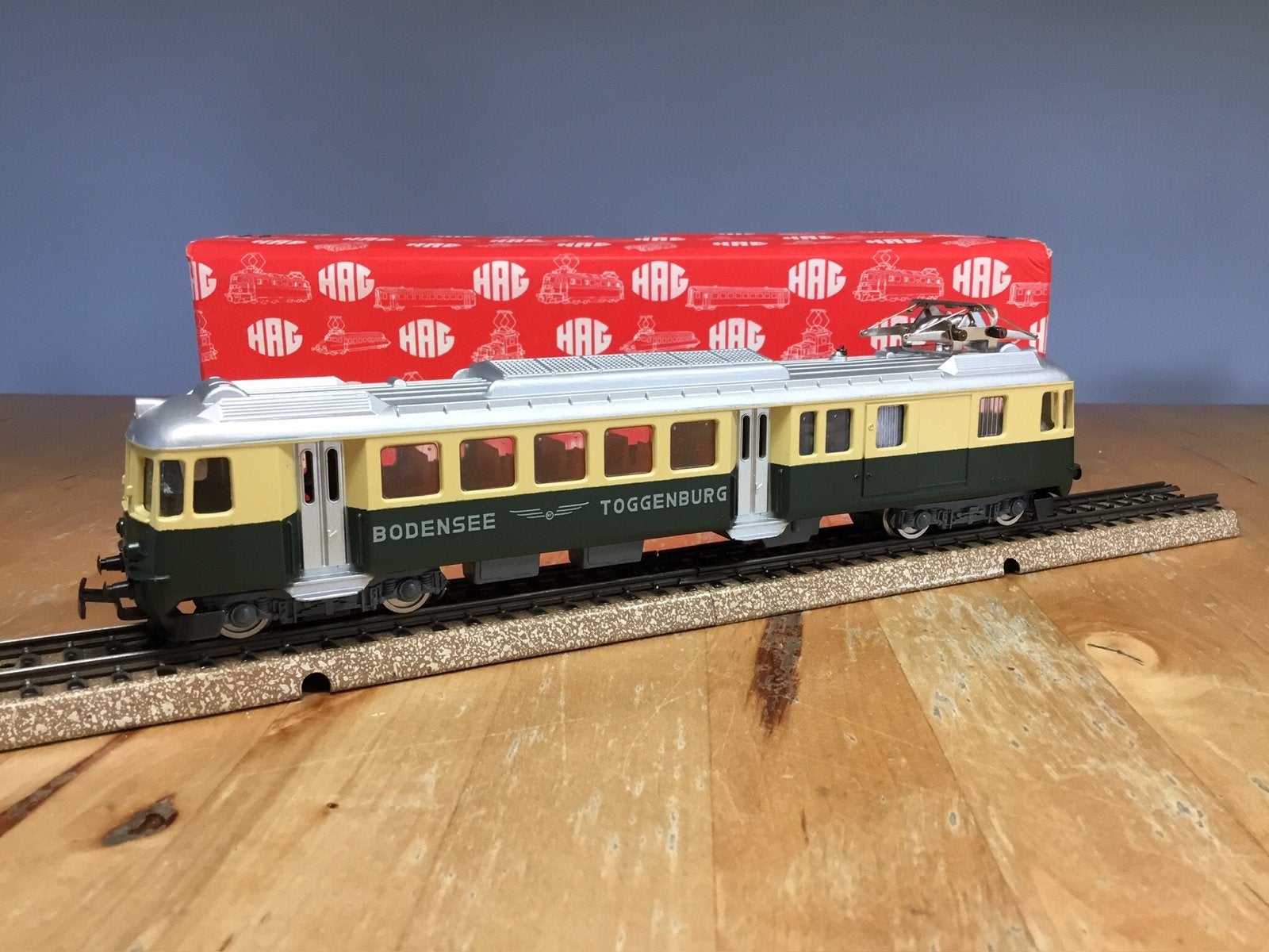 HAG 190 Bodensee Toggenburg eerste versie nieuw in OVP, Hobby en Vrije tijd, Modeltreinen | H0, Wisselstroom, Locomotief, Ophalen of Verzenden