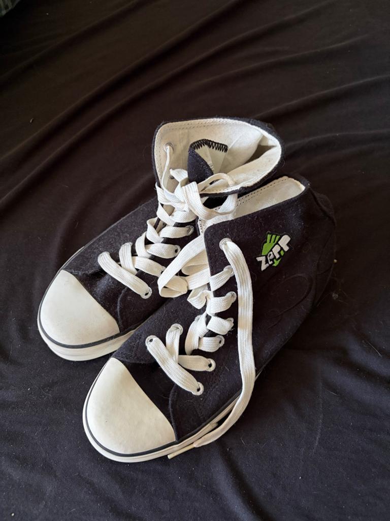 Basketbalschoenen 38, Ophalen of Verzenden, Nieuw