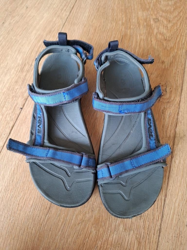 Teva sandalen maat 36, Ophalen of Verzenden