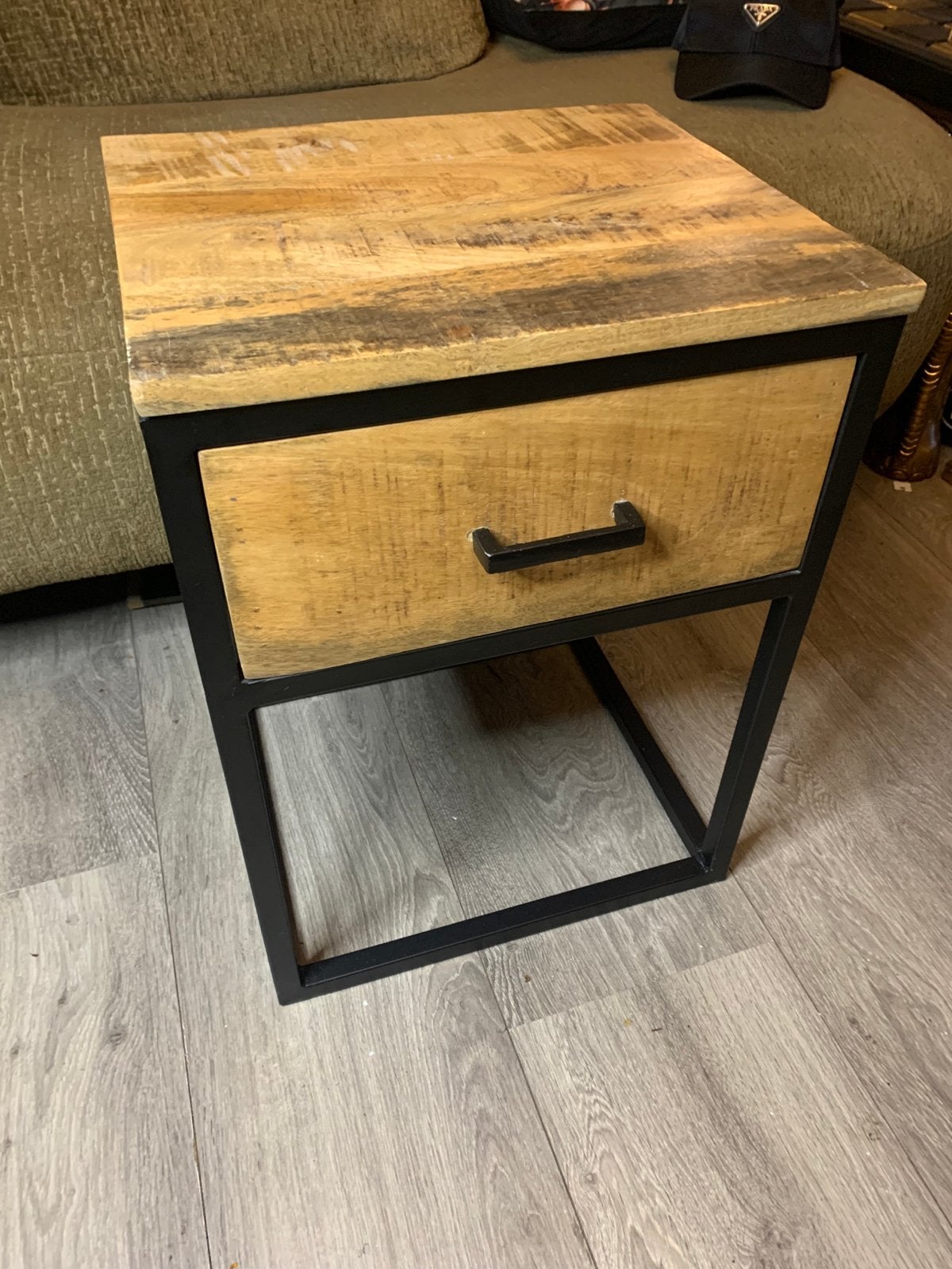 Massief Mango houten kast bijzettafel met lade mango hout, Ophalen, Mangohout landelijk induatrieel, 1 of 2 laden, 50 tot 100 cm