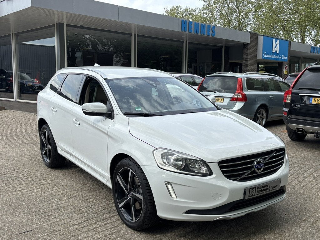Volvo XC60 2.0 T5 Aut6 Summum Leder Family (bj 2014), Euro 5, 4 cilinders, Met garantie (alle), Wit