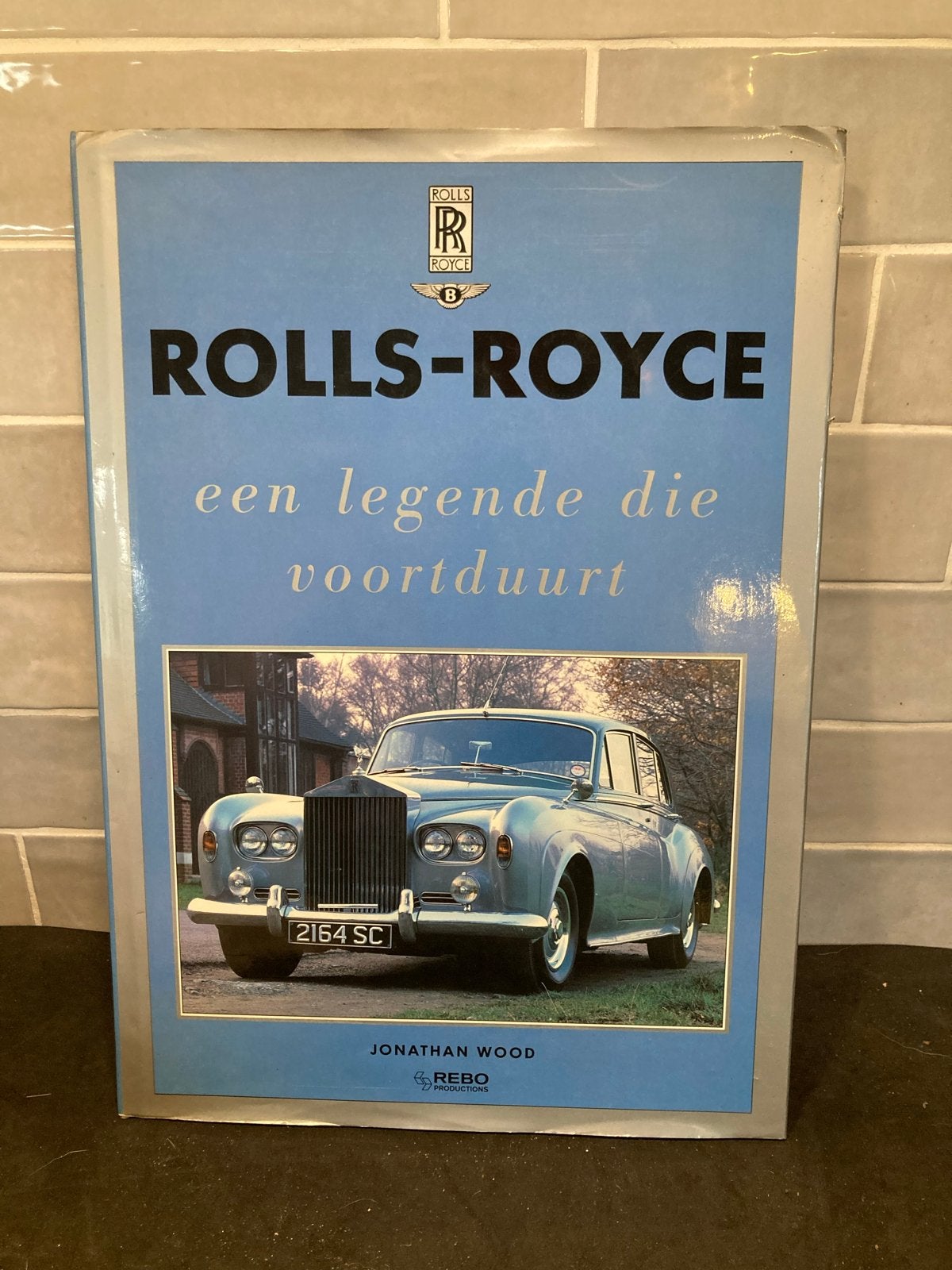 Rolls-Royce: Een legende die voortduurt -  (300726h), Ophalen of Verzenden, Gelezen, Overige merken