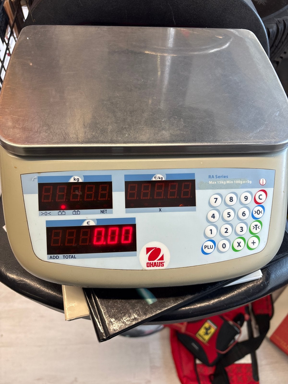 Professionele zwitsersOhaus RA Series weegschaal - Max 15kg, Gebruikt, Winkelweegschaal, 1 tot 500 gram, Ophalen of Verzenden