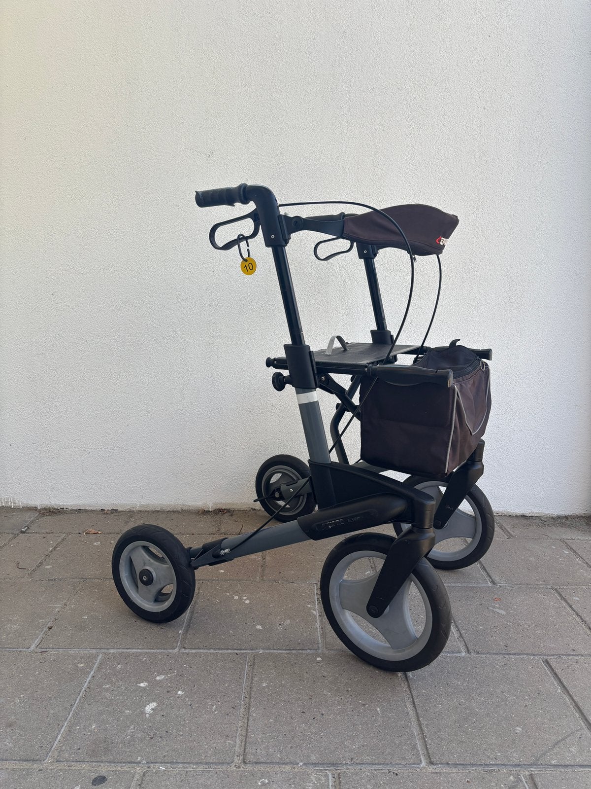 Nr. 10... Rollator Topro Olympos incl tas en rugleuning, Ophalen, Gebruikt, ., Opvouwbaar