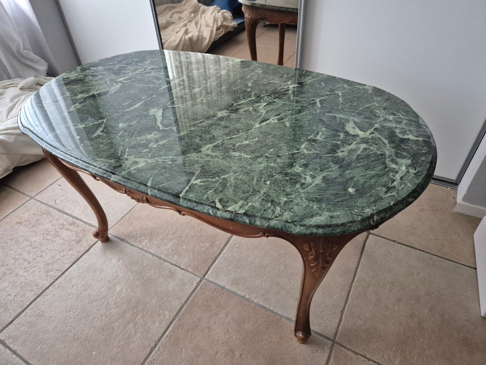 Ovale salontafel met groen marmeren blad, Ophalen