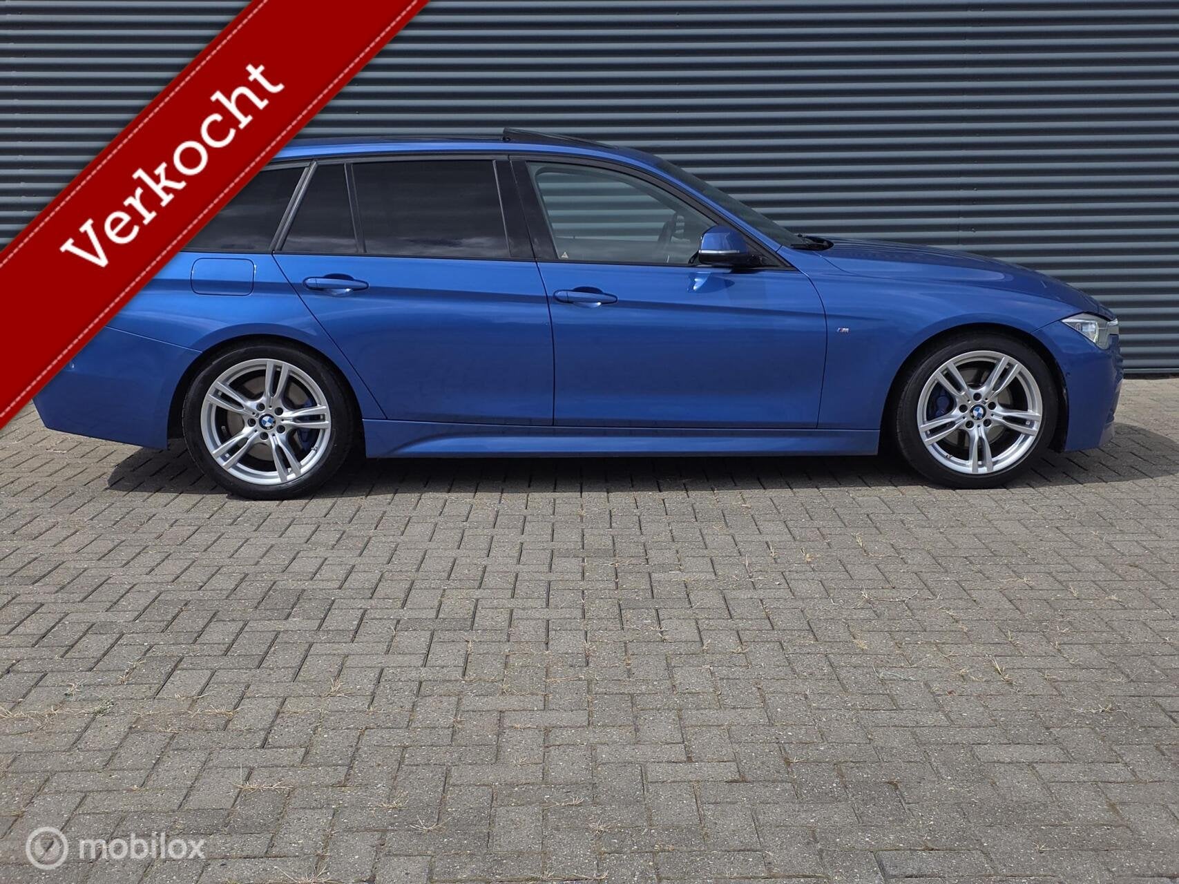 BMW 3-serie Touring 320d High Executive, Auto's, BMW, Achterwielaandrijving, 4 cilinders, Met garantie (alle), Blauw