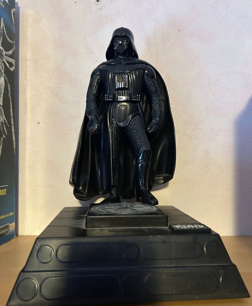 024 Star Wars Darth Vader Figuur met Licht en Geluid (1996), Ophalen of Verzenden, Gebruikt, Actiefiguurtje