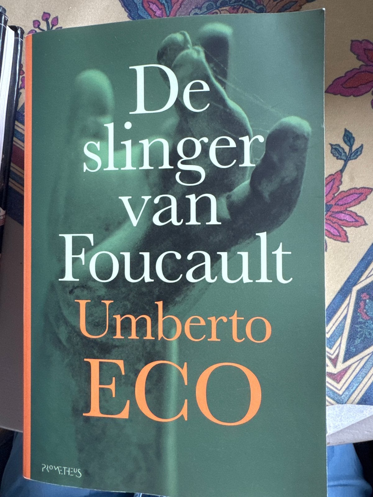 De slinger van Foucault - Umberto Eco, Ophalen of Verzenden, Zo goed als nieuw, Nederland
