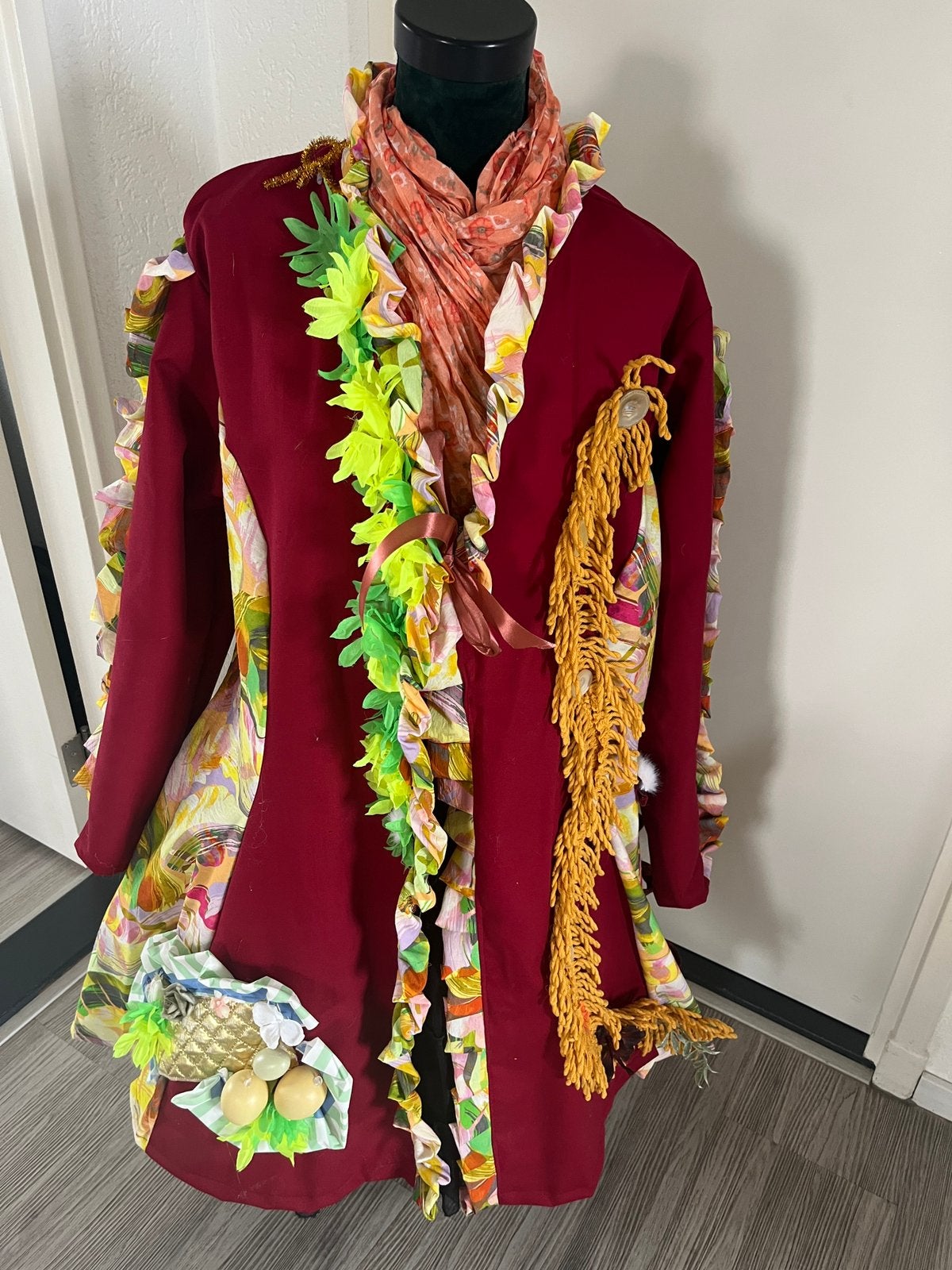 Vrolijke aparte nieuwe Carnavalsjas maat xl/ xxl, Kleding | Dames, Carnaval, Maat 46/48 (XL) of groter, Nieuw, Ophalen of Verzenden
