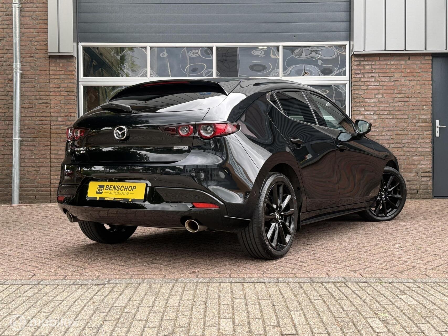Mazda 3 2.0 e-SkyActiv-X M Hybrid 180 Luxury AWD Leer Bose N, Auto's, 1998 cc, 4 cilinders, 179 pk, Zwart