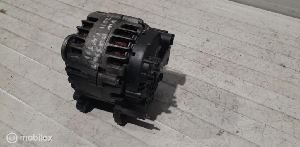 Dynamo Volkswagen Passat 03C903023T, Auto-onderdelen, Gebruikt, Ophalen of Verzenden