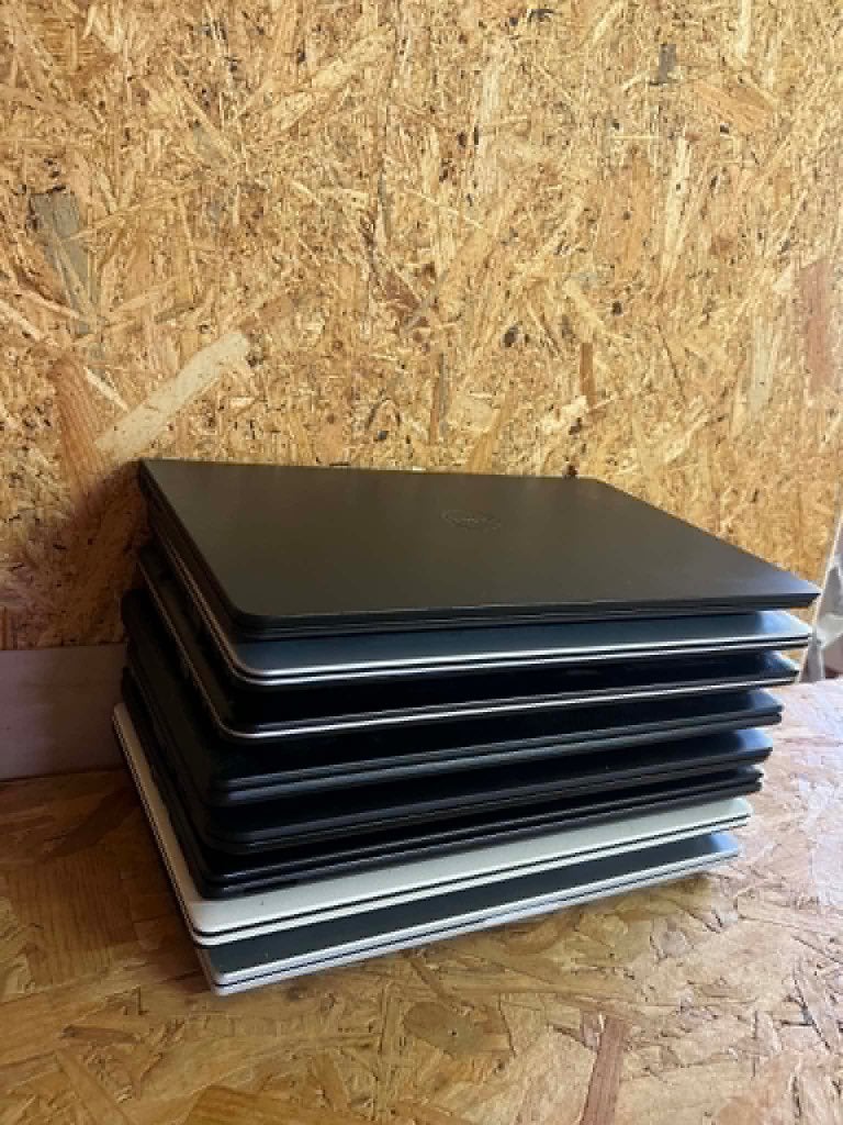 Partij van 8 stuks 15 inch laptops, Gebruikt, 15 inch, Qwerty, Ophalen of Verzenden