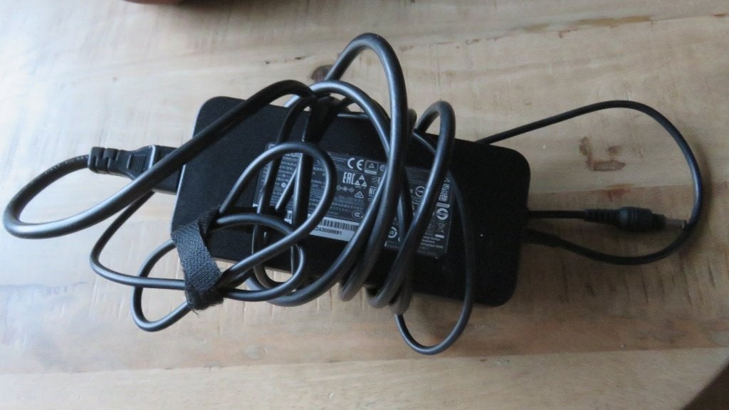 Chicony Adapter A15-120P1A ..........19V / 6,32A, Ophalen of Verzenden, Zo goed als nieuw, Chicony
