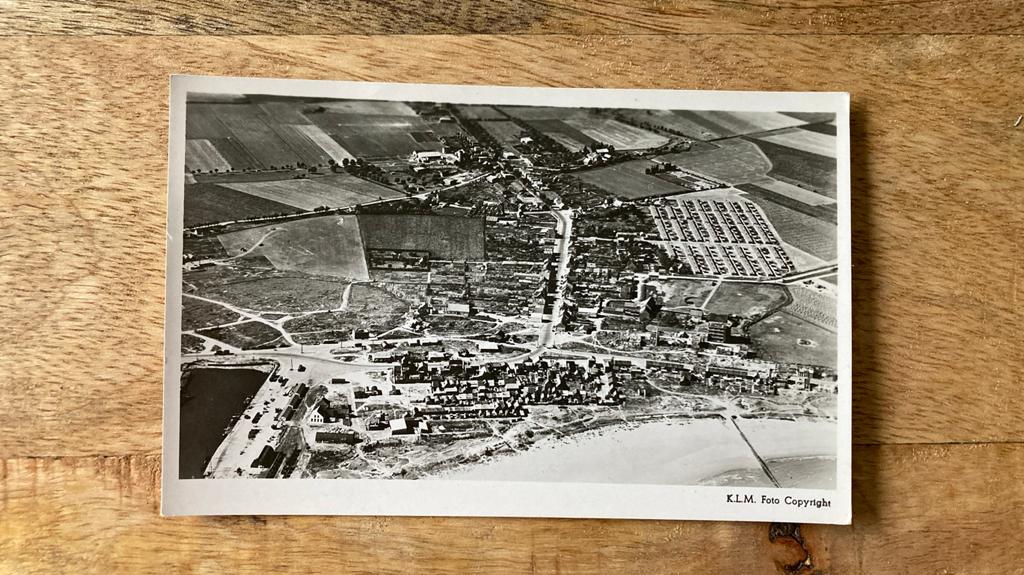 Oude ansichtkaart Breskens KLM  Aerofoto 16938, Ophalen of Verzenden, Gelopen, Zeeland