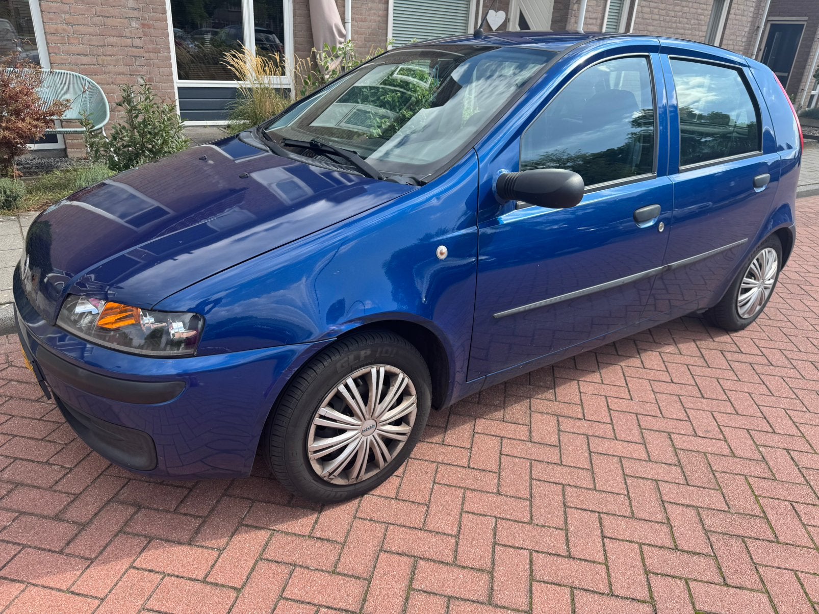 Fiat Punto 1.2 16V 5DR 2000 Blauw, Auto's, Voorwielaandrijving, 4 cilinders, Origineel Nederlands, Handgeschakeld