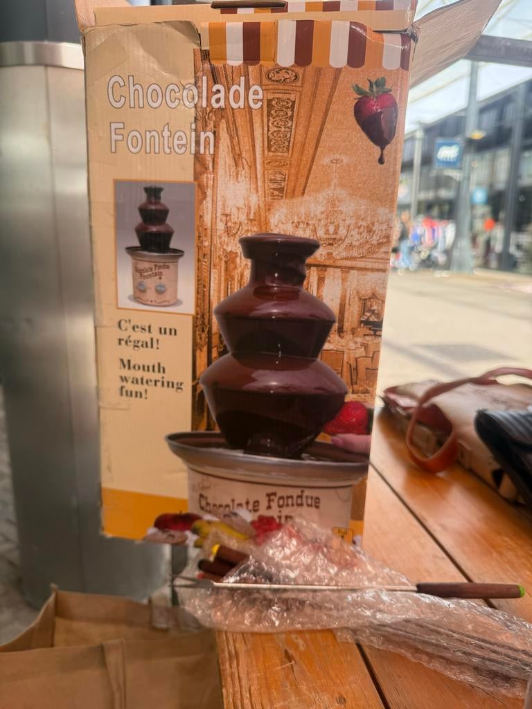 Chocolade fontein - Perfect voor feestjes en desserts!, Overige typen, Kunststof, Nieuw, Ophalen of Verzenden