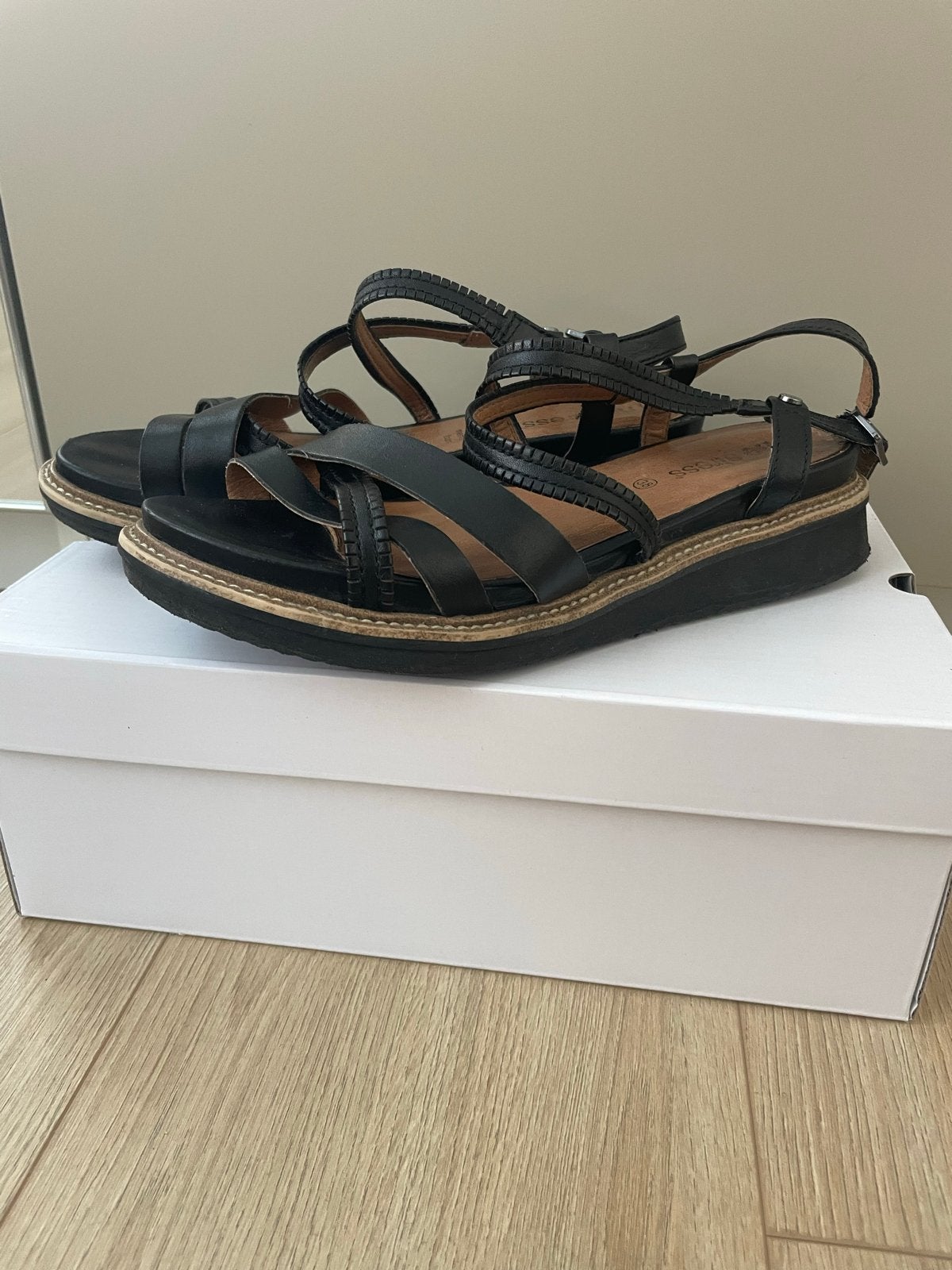 No Stress Zwarte leren Sandalen Maat 38 Manfield, Ophalen of Verzenden, Gedragen, Zwart, Sandalen of Muiltjes