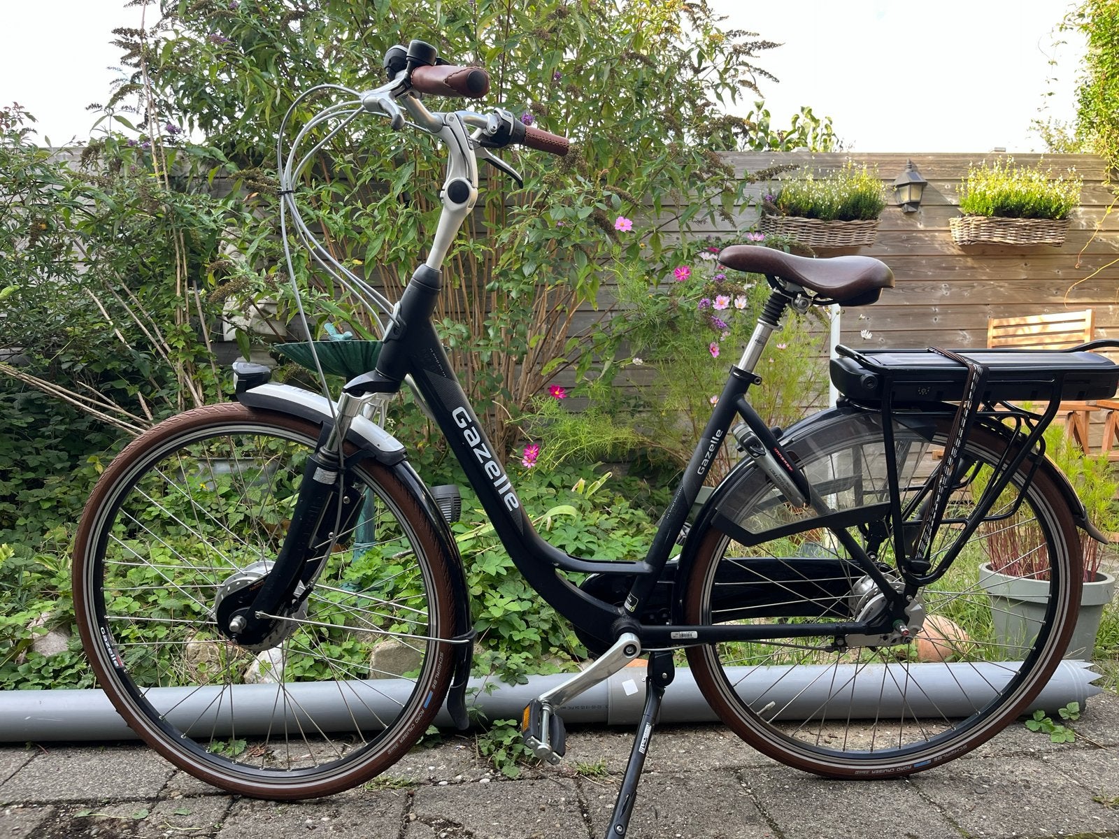 Gazelle Innergy Plus E-bike - Goede Accu & Nieuwe Banden, Ophalen, Gebruikt, 47 tot 51 cm, 50 km per accu of meer