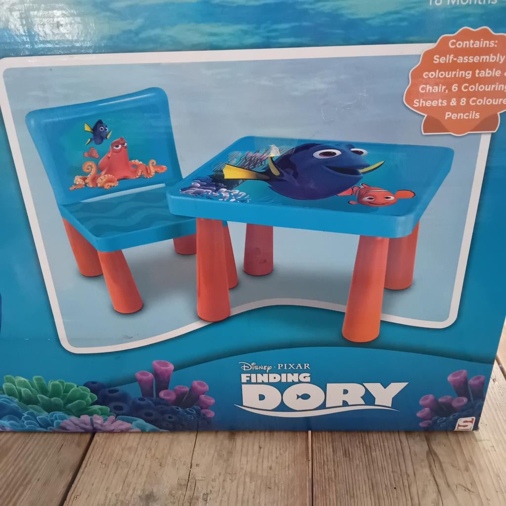 Nieuw Finding Dory kinderstoeltje en tafel set, Kinderen en Baby's, Kinderkamer | Tafels en Stoelen, Ophalen of Verzenden, Nieuw