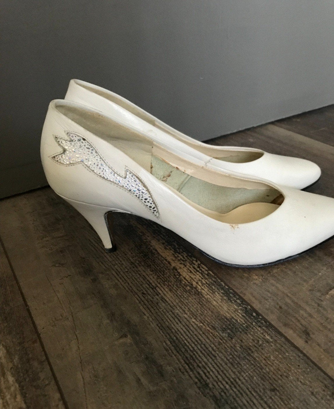 Nieuwe Vintage Witte Leren Pumps, Pumps, Wit, Nieuw, Ophalen of Verzenden