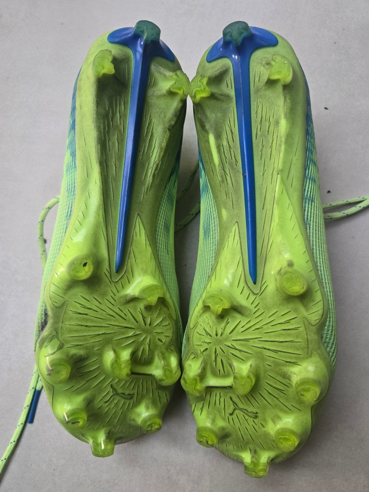 Puma Ultra voetbalschoenen Lichtgroen/Blauw 2 keer a, Ophalen of Verzenden, Gebruikt, Schoenen