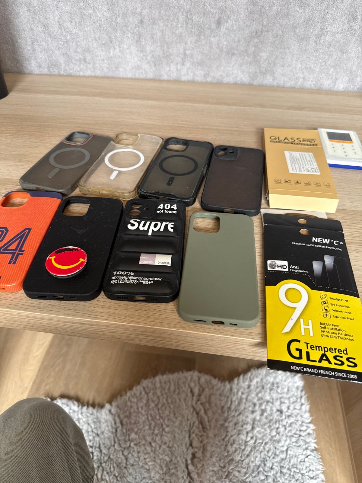 Iphone 12 starter pack, Telecommunicatie, Mobiele telefoons | Hoesjes en Frontjes | Apple iPhone, Kunststof, Gebruikt, MagSafe